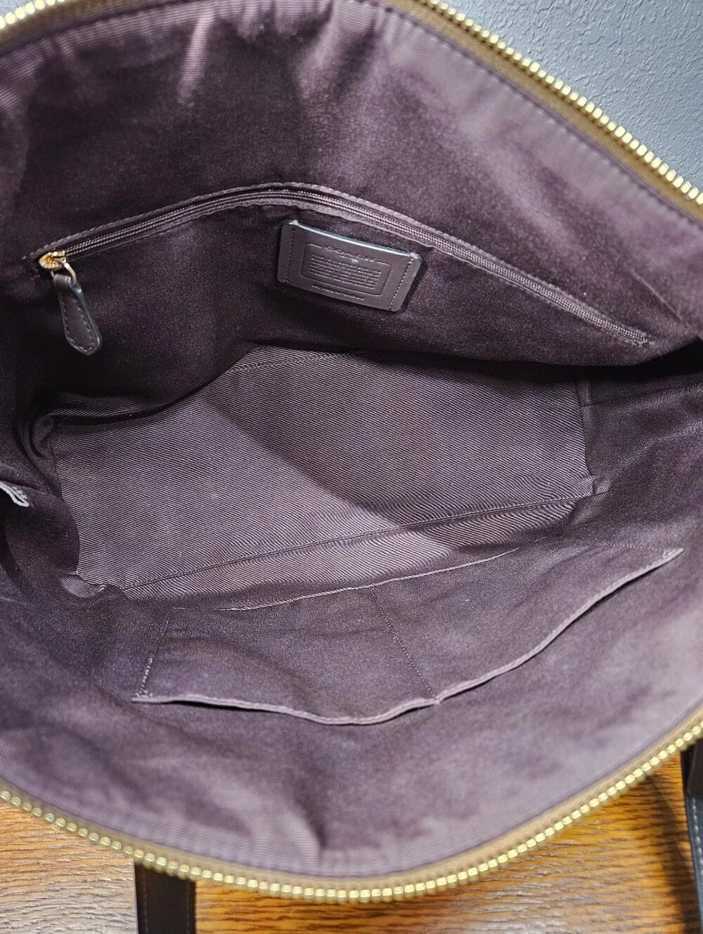 Coach Gallery Tote in Signature Canvas
